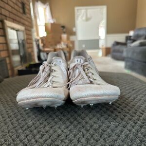 Nike track sprinting spikes